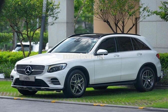 LONG ANH AUTO về Mercedes GLC300 4Matic model 2019