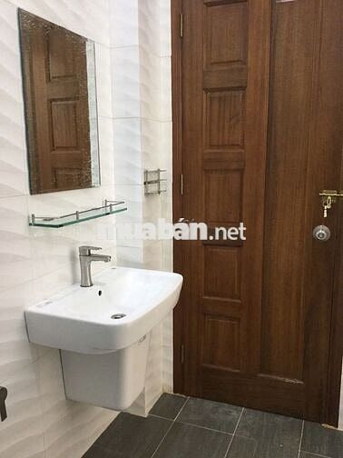 BÁN NHÀ HẺM XE HƠI NGAY CHỢ QUẬN 12 ( CÓ SỔ RIÊNG,  HOÀN CÔNG ĐẦY ĐỦ )