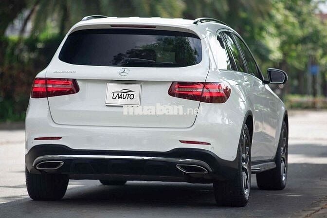 LONG ANH AUTO về Mercedes GLC300 4Matic model 2019