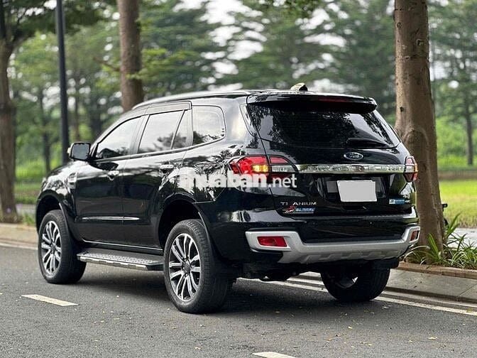 Ford Everest 2022 Titanium 2.0L 4x4 AT - 65000 km