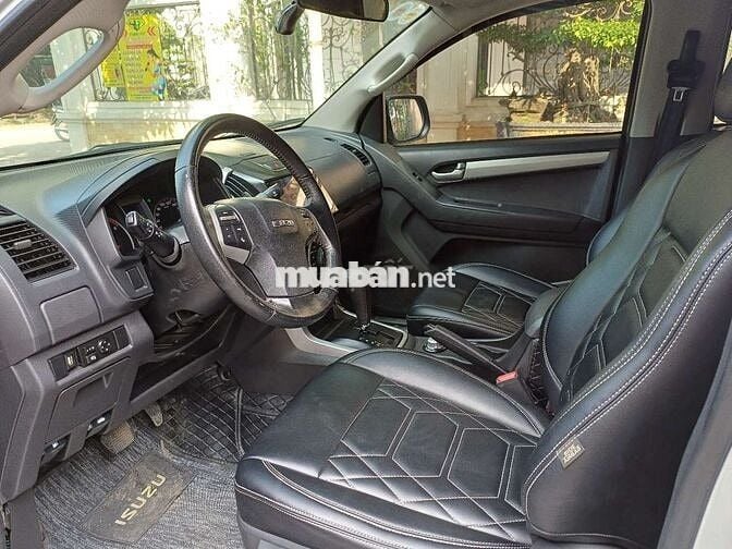 Bán Isuzu Dmax 2.5AT 4x4 bản full siêu tiết tiệm