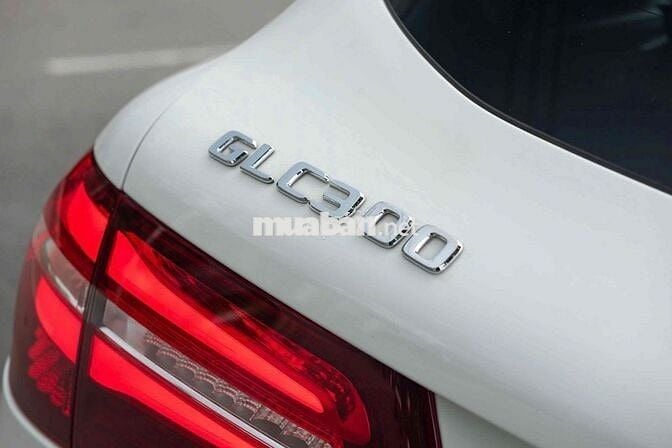 LONG ANH AUTO về Mercedes GLC300 4Matic model 2019