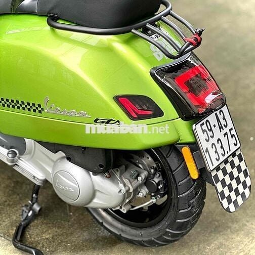 Piaggio Vespa GTS 300 Quarsa Biển SG