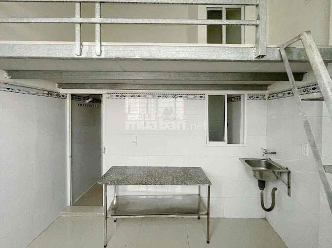 PHÒNG TRỌ CÓ GÁC VIEW CỬA SỔ TRỜI - GIỮA ĐH VĂN HIẾN VÀ CÔNG THƯƠNG