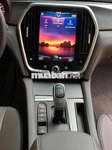 VinFast Lux A2.0 2020 Plus 2.0 AT - 36916 km