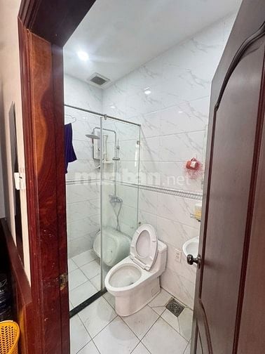 Cho thuê phòng thiết kế sang trọng đầy đủ tiện nghi
