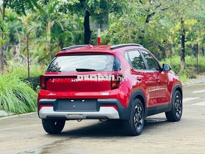Kia Sonet Deluxe 1.5 AT sản xuất 2024 form mới