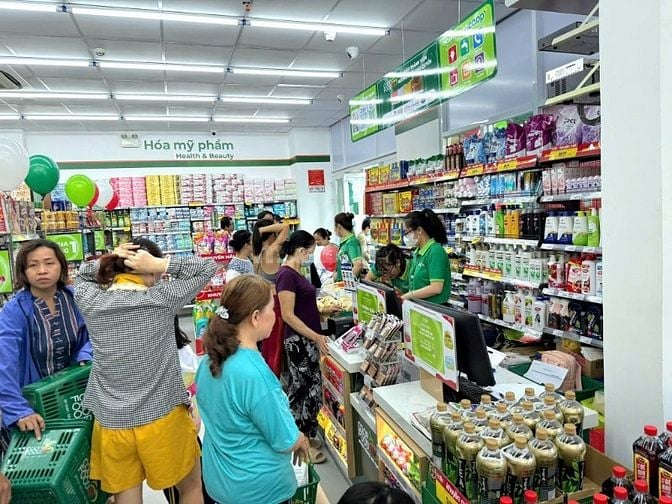 Tuyển Gấp Nhân Sự Trung Tuổi/Lớn Tuổi Phụ Bán Hàng, Tạp Vụ, Bảo Vệ 