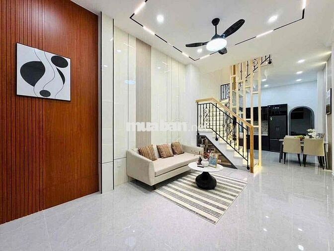 GIẢM SỐC 500TR! CẦN BÁN NHÀ HXH GẦN EMART PHAN HUY ÍCH, GV. GIÁ 3TỶ390
