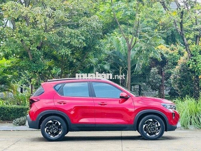 Kia Sonet Deluxe 1.5 AT sản xuất 2024 form mới