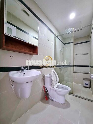Chính Chủ Cho Thuê Căn Hộ ( 50m2 ) Quận 5 Phòng Ngủ Ban Công