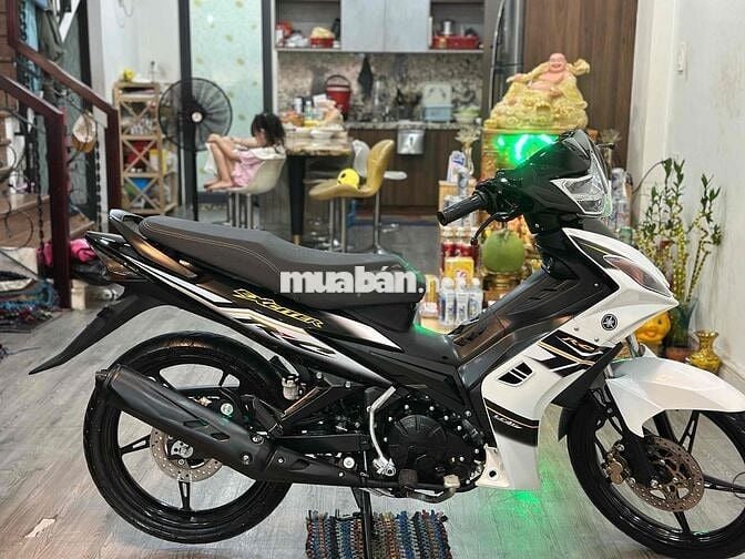 Ex xuống áo 2010 trắng đen siêu đẹp nợ xấu đưa 9tr