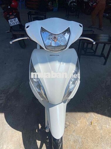 VISION 2013 MẪU CUỐI ĐỜI ĐẦU XE MÀU TRẮNG ĐẸP