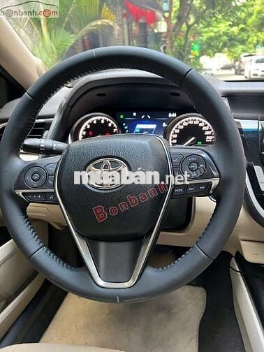 Xe Toyota Camry 2.5Q 2022 - 1 Tỷ 150 Triệu
