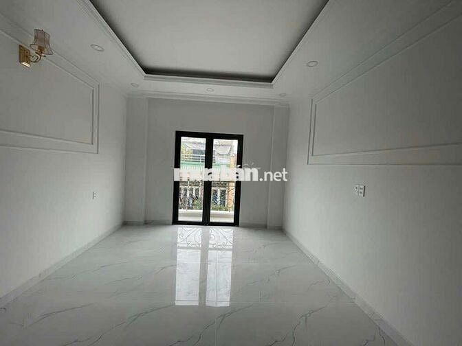 NHÀ ĐẸP 6 TẦNG ( 3,7m x 12 ) THÁI PHIÊN P8 Q11