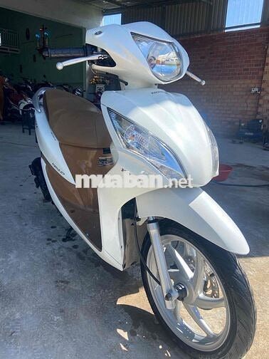 VISION 2013 MẪU CUỐI ĐỜI ĐẦU XE MÀU TRẮNG ĐẸP