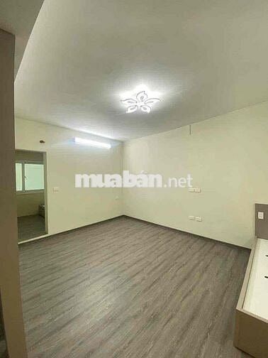 Bán nhà tập thể phố 203 kim ngưu nhà đẹp 2 thoáng ở ngay sổ to 70m