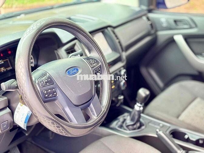 Ford Ranger 2022 XLS 2.2 số sàn - 27000km - Hãng