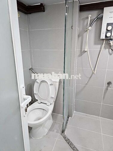 ĐẠI HỌC Y DƯỢC- NGUYỄN TRÃI P14Q5-CĂN HỘ 70M2 -LẦU1 THANG BỘ
