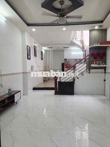 NHÀ 2 TẦNG BTCT CÒN MỚI - KV PHƯỜNG TRUNG TÂM GÒ VẤP