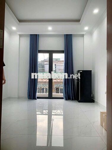 NHÀ ĐẸP 6 TẦNG ( 3,7m x 12 ) THÁI PHIÊN P8 Q11