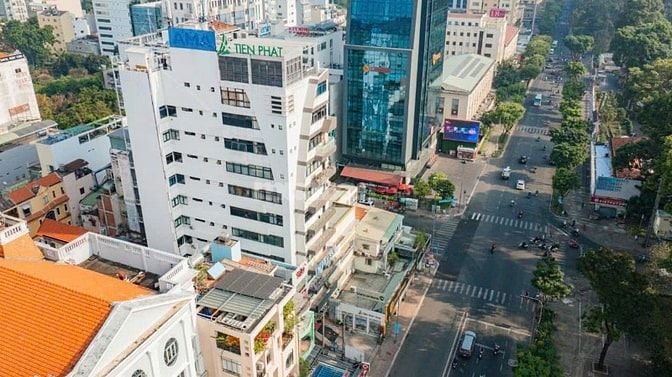 Chính chủ cho thuê tòa nhà góc 186-186Bis N T M Khai- 1 Hầm 13 tầng!