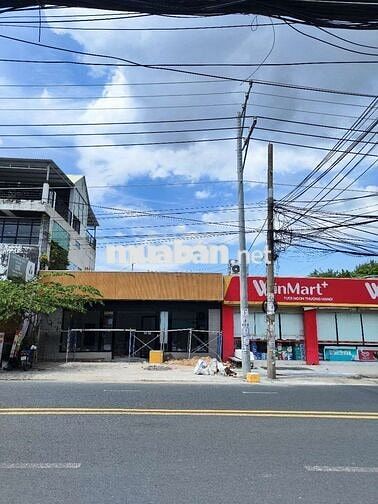 Cho thuê nhà mặt tiền tại Long Xuyên