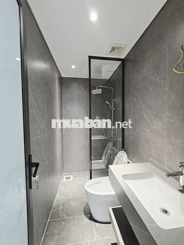 BÁN NHÀ HOÀNG QUỐC VIỆT - Ô TÔ VÒNG QUANH -PHÂN LÔ-7 TẦNG THANG MÁY