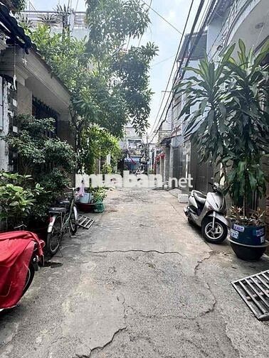 Bán nhà Thống Nhất, 50m2, 2 Tầng, 2PN,  ÔTÔ đậu trước nhà, TL