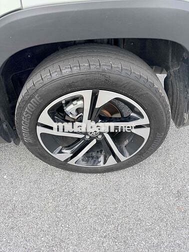 toyota  yaris cross 1.3 sx 2023 dk 2024 hybrid