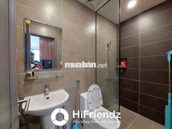 Chính Chủ Cho Thuê Căn Hộ ( 55m2 ) Tại Quận 5 Phòng Ngủ Ban Công