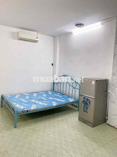 Cho thuê CHDV MT đường trường chinh Quận 12 ngay chợ lạc quang