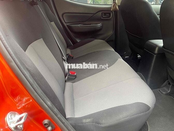 Mitsubishi Triton 2022 4x2 AT  odo 42000 km zin