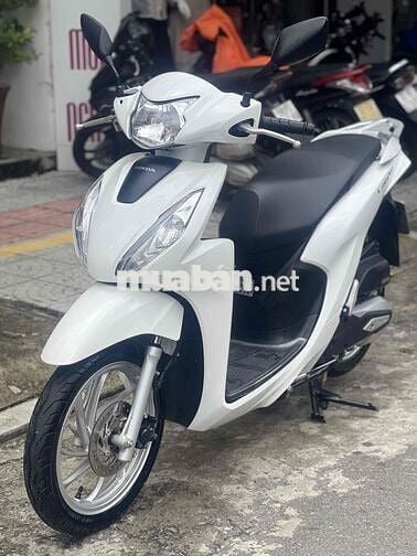 Vision 2025 zin chạy 6000km như mới