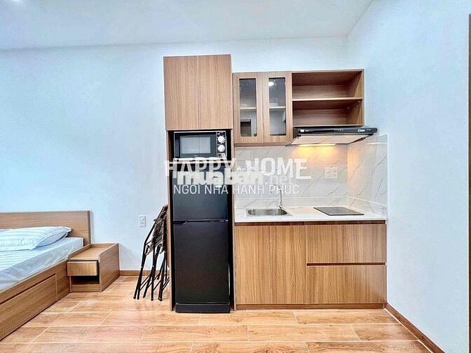 Trống sẵn studio bancon Nguyễn Công Hoan gần ẩm thực Phan Xích Long PN
