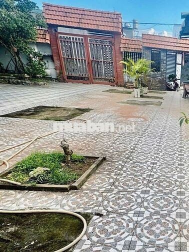 Nhà ngõ hẻm 240m2 2 phòng ngủ, đường Nguyễn khuyến, biên hòa đn