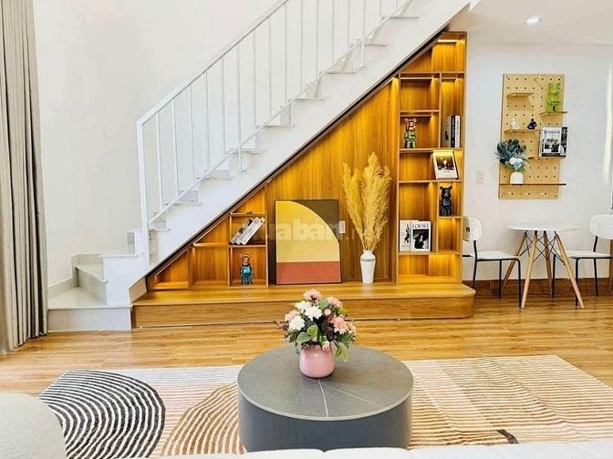 40m2 Full Thổ, Nhà Mới, 2 tỷ 350 thương lượng, SHR, HXH !!!