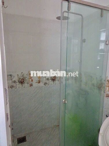 GIÁ 2tr, Phòng 25m2 máy lạnh, giờ tự do, wc riêng. Phan Huy Ích, GV
