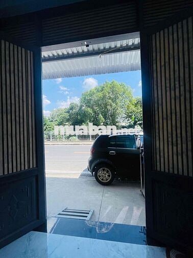 Nhà mặt tiền 4x15m Đường Lớn ( gần cầu Trần Quang Cơ)