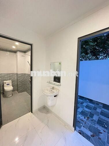 🔥 CĂN GÁC LỬNG SÂN TRƯỚC, SAU SIÊU RỘNG 5M x 21M NGAY CHỢ THẠNH PHÚ🔥