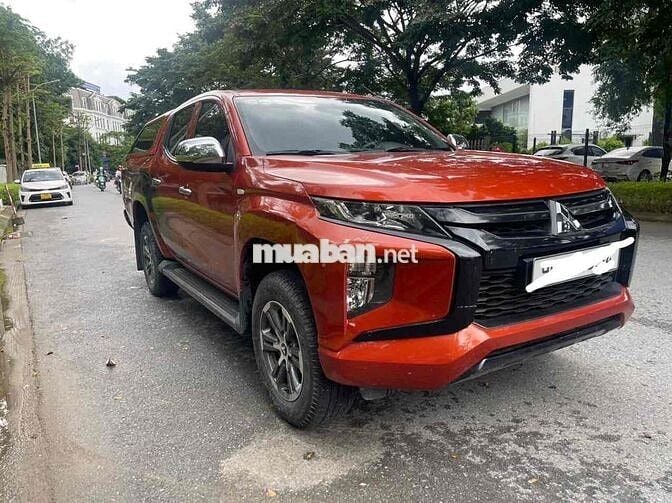 Mitsubishi Triton 2022 4x2 AT  odo 42000 km zin