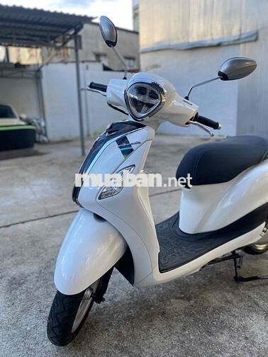 Grande trắng 2021 giá 28,5
