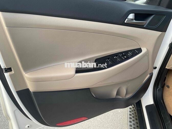 Hyundai Tucson 2018 bản ful 1.6 AT Turbo