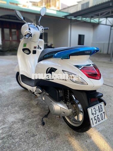 Grande trắng 2021 giá 28,5