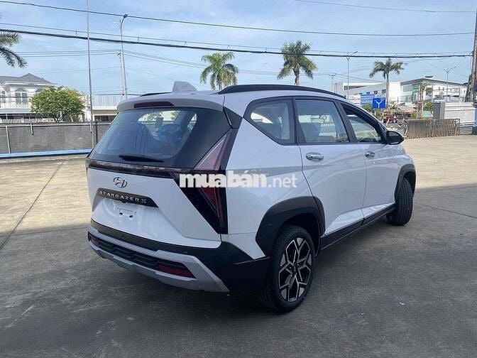 Hyundai Stargazer 2025 X 1.5 AT