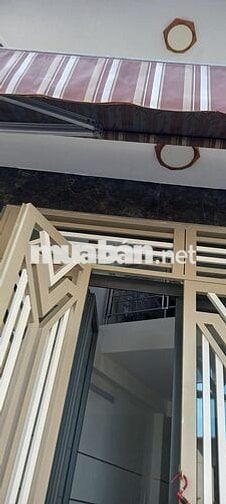 Nhà bán mặt tiền nội bộ 10m ở Lạc Long Quân phường 3 quận 11