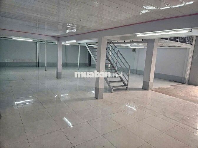 Cho thuê Kho xưởng chứa hàng Q7- 240m2 - đường xe Container chạy vô tư