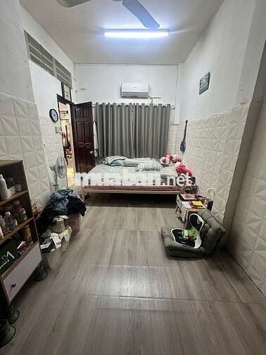 Bán nhà:5(nở hậu 8)x20 mặt tiền hẻm 1247, huỳnh tấn phát, Q7 (củ)