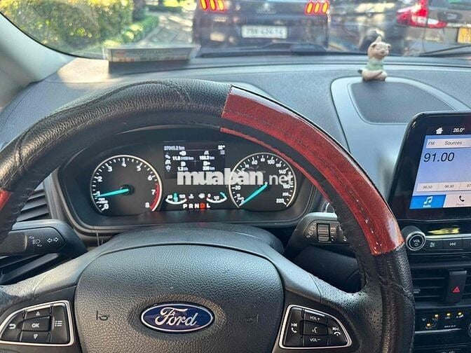 Ford EcoSport 2019 Titanium 1.5L AT - 27000 km,