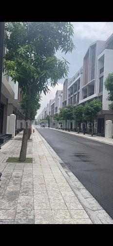CHÍNH CHỦ CẦN BÁN CĂN LIỀN KỀ SÂN VƯỜN VINHOMES OCEAN PARK 3